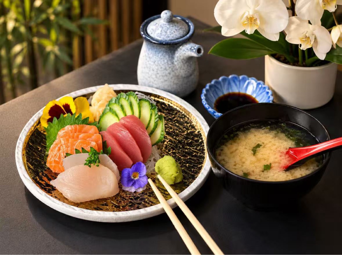 Sashimi mori platter with fresh tuna, salmon and white fish at Asakusa